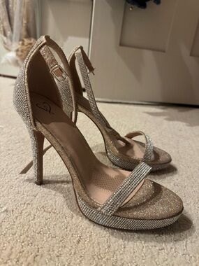 Windsor Glitter High Heels in Champagne Gold